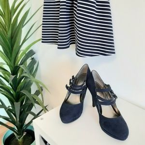 Adorable cute buckled Heels